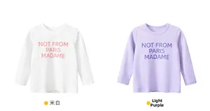 T-shirt a maniche lunghe in cotone per bambina in bianco sporco e viola chiaro
