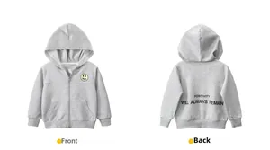 Détail du sweat à capuche gris pour fille avec patch sourire et texte au dos