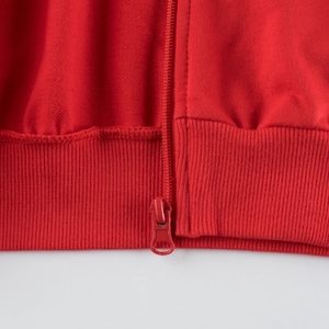 Sweat à capuche rouge pour filles avec ourlet côtelé et fermeture éclair assortie