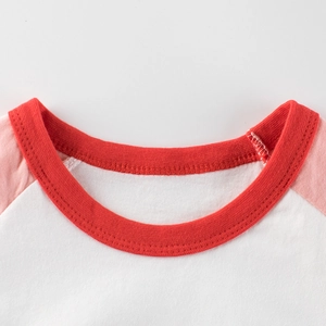 T-shirt fille en coton avec patchwork tricolore et design à manches raglan