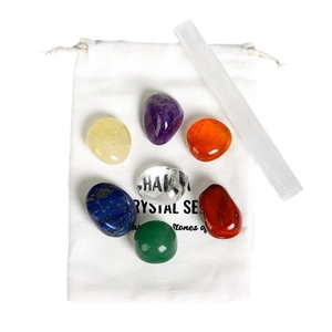 Set de 7 cristaux de chakra avec pierres polies, bâton de sélénite et sac en coton