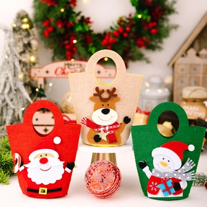 Cartoon Christmas Gift Bag Felt Non-Woven Fabric Candy Tote With 3D Santa Snowman Elk Pattern For Holiday Party Decor