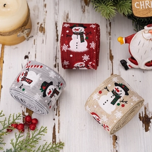 Set di nastri natalizi con pupazzo di neve in rosso, grigio e beige per decoro dell'albero