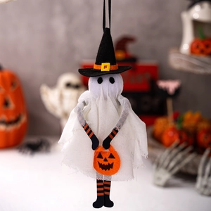 Κρεμαστό φάντασμα Halloween με λευκό δίχτυ, καπέλο μάγου και καλάθι κολοκύθας
