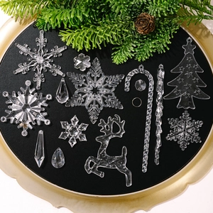14-piece transparent acrylic Christmas ornaments set with snowflake, reindeer and icicles