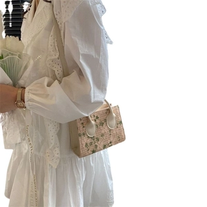 Mini floral lace woven crossbody bag with green embroidery and handles for women