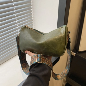 Dunkelgrüne Vintage PU-Leder Umhängetasche mit bunt bedrucktem breitem Schultergurt