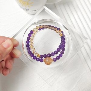Bracciale in ametista naturale 6mm con quarzo rutilato e ciondoli dorati eleganti