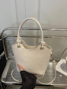 Women Leopard Print Bucket Bag PU Leather Knotted Handle Shoulder Bag Fashion Small Crossbody Bag With Adjustable Strap