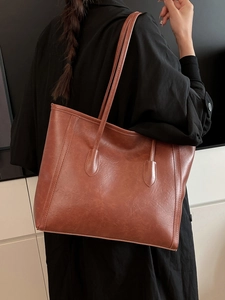 Borsa a mano vintage in pelle marrone da donna con grande capacità e spalline eleganti