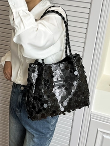 Sac fourre-tout chic à paillettes noires avec motif losange et anses tissées