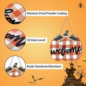 Detailansicht des 3D-Welcome-Schriftzugs auf orangefarbenem Kürbisschild aus Holz