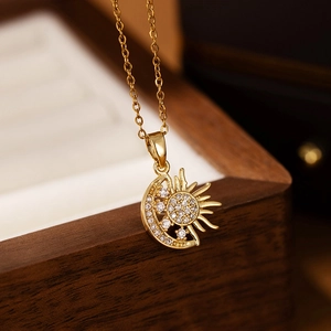 Collier soleil et lune exquis en argent sterling S925 avec zircons cubiques brillants