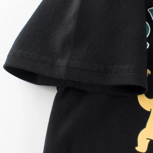 Schwarzes Kinder T-Shirt aus Baumwolle mit Doppelnaht-Verarbeitung und Cartoon-Motiven