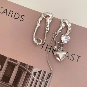 Asymmetrische Herz Sicherheitsnadel Ohrringe Kupfer Zirkon Lange Quaste Eleganter Schmuck Damen