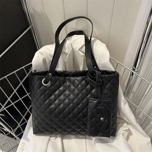 Quilted Diamond Pattern PU Leather Tote Bag Large Capacity Commute Shoulder Bag With Matching Mini Pouch For Women