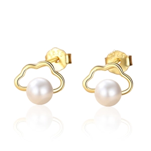 Elegant gold hollow cloud stud earrings with white pearl and S925 silver posts