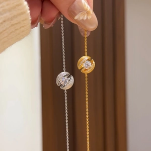 Schwebende Kugel Anhänger Halskette Und Armband Kupfer Hohl Zirkon Mikropflaster Strass Vintage Luxus Schmuck Für Damen