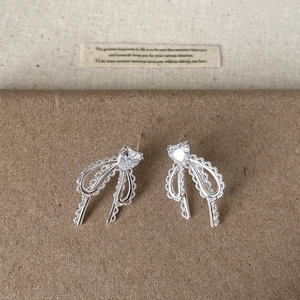 Boucles D'oreilles Puces Noeud En Dentelle Style Français Cuivre Avec Zircon Coeur Bijoux Mode Pour Femmes