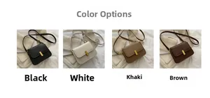Vue détaillée de petits sacs carrés en noir, blanc, kaki et marron en simili cuir