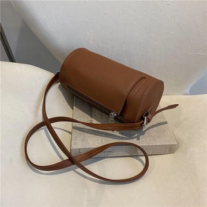 Women PU Leather Cylinder Crossbody Bag Retro Minimalist Barrel Shoulder Bag Adjustable Strap Solid Color Fashion