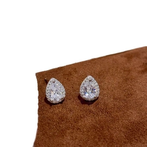 Classic silver pear-cut teardrop zircon earrings with halo micro-pave diamond setting