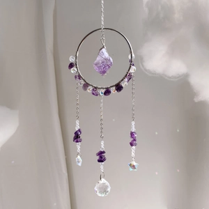 Attrape-soleil bohème en argent avec pierre d'améthyste brute et pendentifs en cristal