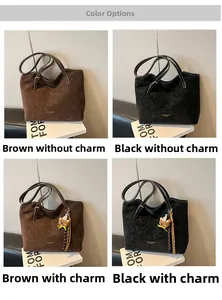 Detailed comparison of brown and black matte tote bags with or without cute bear charms