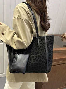 Leopard print tote bag with mini pouch, black leopard pattern fashion shoulder bag
