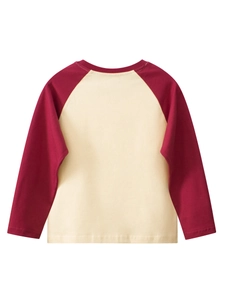 T-shirt classique en coton à manches raglan avec corps crème et manches rouge foncé