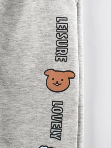 Pantalon gris pour enfants avec imprimé ours mignon et texture en maille douce