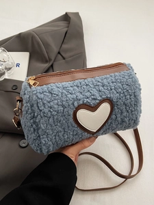 Women Cute Plush Faux Shearling Heart Shoulder Bag Sweet Lamb Wool Crossbody Bag Small Cylinder Handbag Daily Fashion Satchel