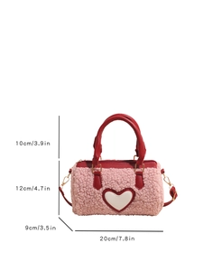 Sac à main en peluche rose avec cœur, anses rouges et dimensions de 20x12x9cm