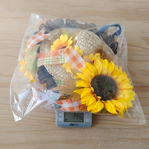 Visualizzazione del peso di 144,0g per la decorazione del cappello di paglia girasole