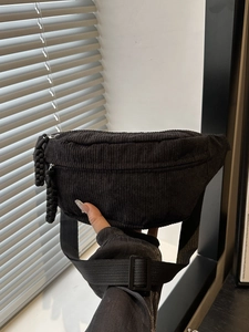 Bolso Bandolera de Pana para Mujer Casual Forma de Dumpling Riñonera Con Tirador Trenzado Correa Ajustable Bolso Retro