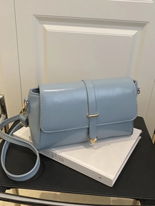 Women Shoulder Bag PU Leather Small Square Flap Crossbody Purse Heart Metal Buckle Trendy Fashionable
