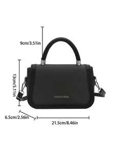 Petit sac carré chic bicolore avec poignée supérieure et bandoulière amovible design