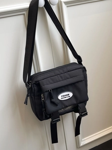 Academy Style Women Nylon Crossbody Bag Large Capacity Waterproof Messenger Bag Adjustable Strap Lightweight Daily Shoulder Bag For Girls Students