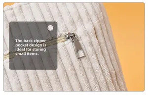 Détail du sac fourre-tout en velours côtelé avec poche arrière zippée dissimulée pratique