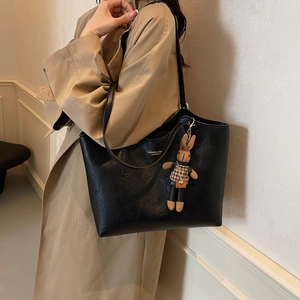 Grand sac cabas vintage noir avec lettrage doré et joli pendentif lapin pour femmes