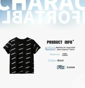 Détail d'un t-shirt noir en coton pour enfants avec imprimé blanc Fantastic sur le devant