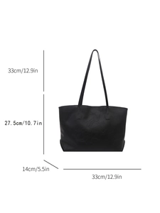 Borsa tote nera da donna in pelle con dimensioni 33x27,5x14cm e altezza manico 33cm