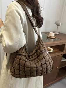 Quilted puffer tote bag in dark coffee brown with large capacity for autumn/winter casual wear