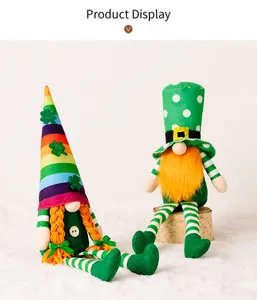 Détail des nains de la Saint-Patrick avec chapeaux arc-en-ciel et décors de trèfle
