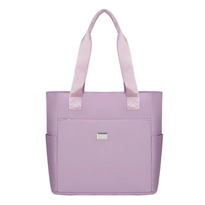 Hellviolette wasserdichte Nylon-Tragetasche mit mehreren Taschen und Logo-Plakette
