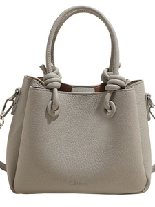Borsa a mano in pelle grigio chiaro con manico a nodo e tracolla regolabile CLEARUK