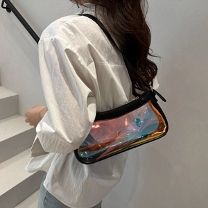 Sac à bandoulière holographique avec bordure en cuir noir et chaîne chic pour femmes