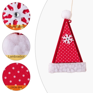 Roter gepunkteter Weihnachtshut-Anhänger mit Schneeflocke und Lammwollbesatz