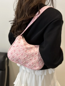 Sac à bandoulière rose chic en jacquard pour femme avec motifs nœuds et fleurs