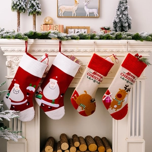 Cartoon Christmas Stocking Santa Claus Reindeer Linen Fabric Gift Bag Fireplace Pendant For Xmas Holiday Home Decoration